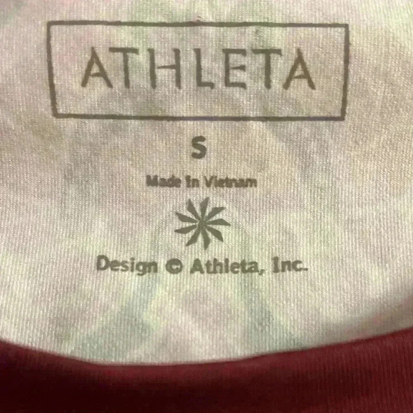 Athleta crewneck pullover‎ top floral dri fi workout . Small - Picture 5 of 6